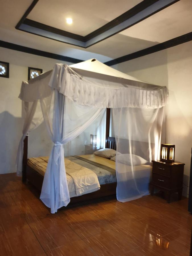 Five Time Home Stay Гили-Эйр Экстерьер фото